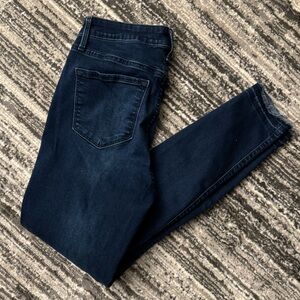 Old Navy Rockstar Skinny Jean with Raw Edge Hem- Size 8 Tall